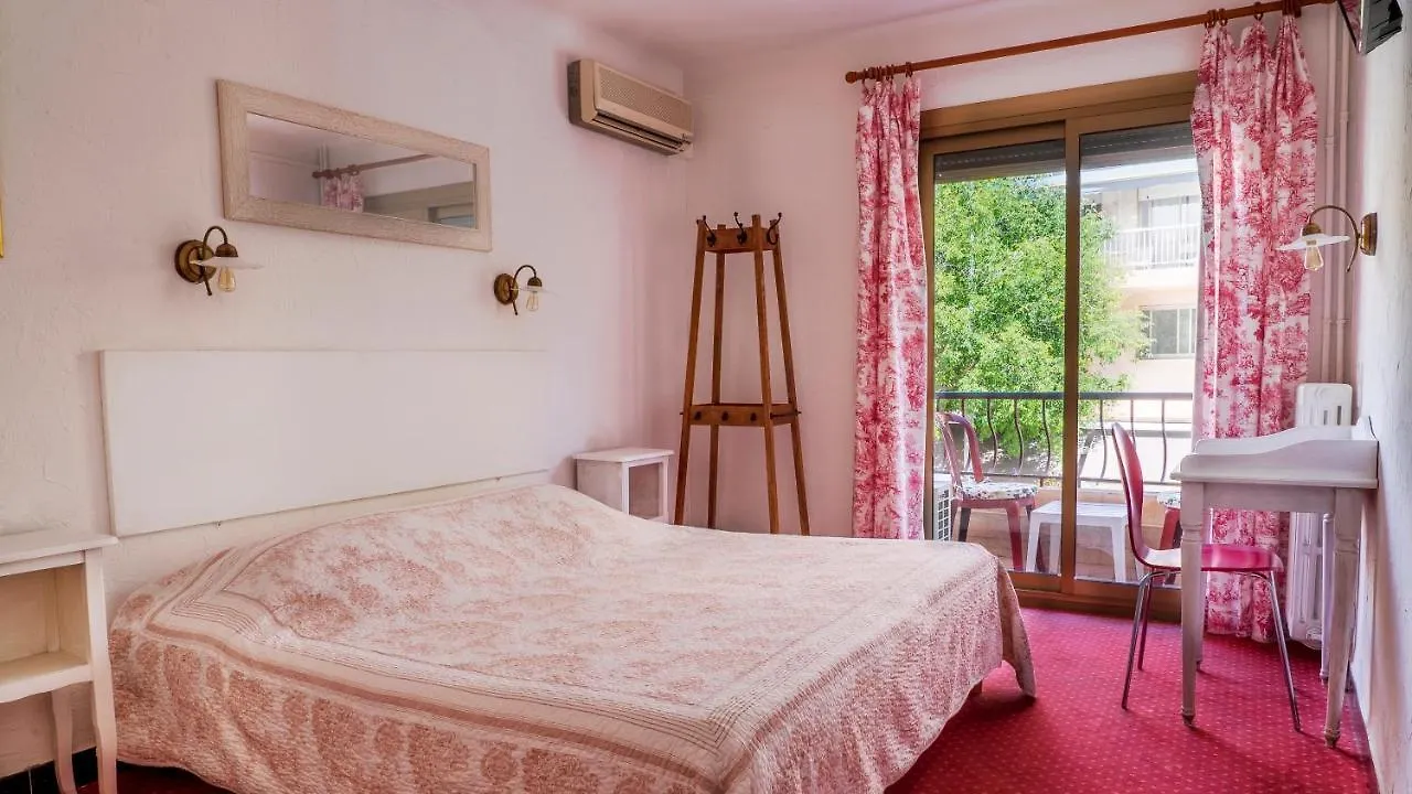 Villa Nina Juan-les-Pins Hotel