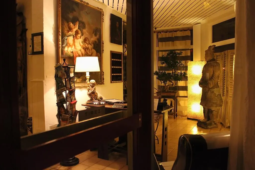 Hotel Villa Nina Juan-les-Pins